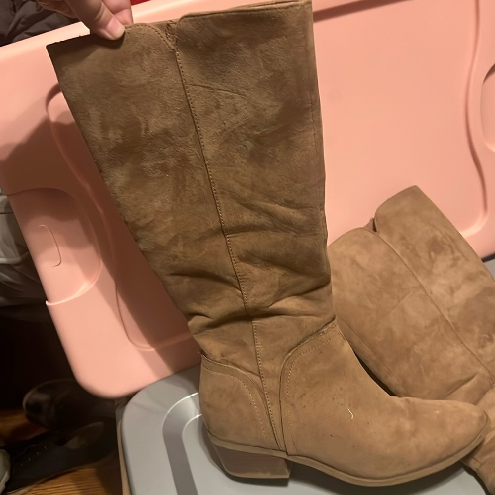 Old Navy High Boots - 8